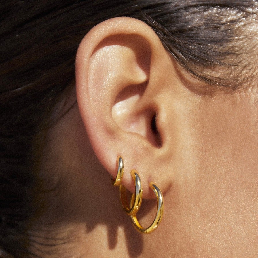 Arms of Eve Shia Gold Huggie Earrings | Earrings