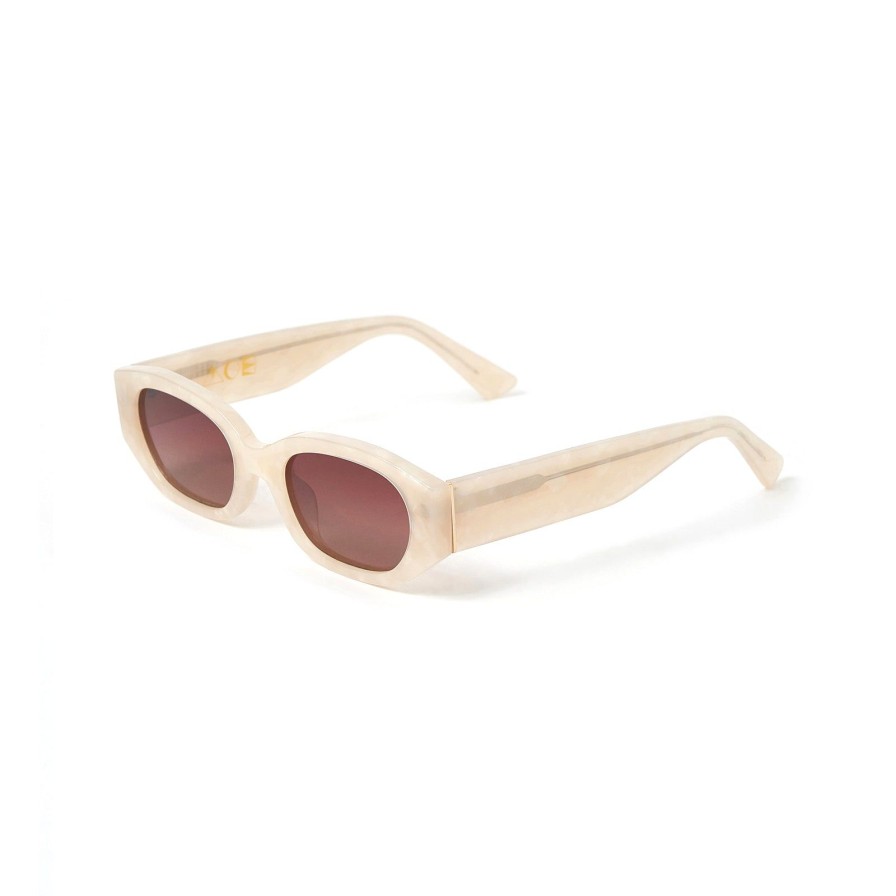 Arms of Eve Hendrix Sunglasses - Cream Marle | Eyewear